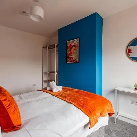 The Blue Ember By Horizon Tatil Evi South Bank