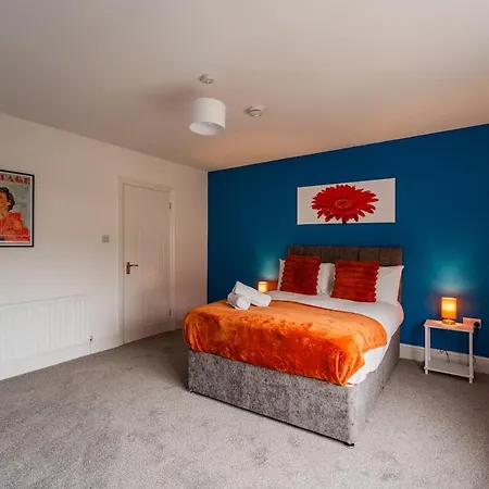 The Blue Ember By Horizon Tatil Evi South Bank